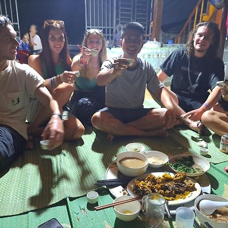Homestay Field - Bungalow, Ha Giang Loop Tour, Motorbikes Rental ภายนอก รูปภาพ