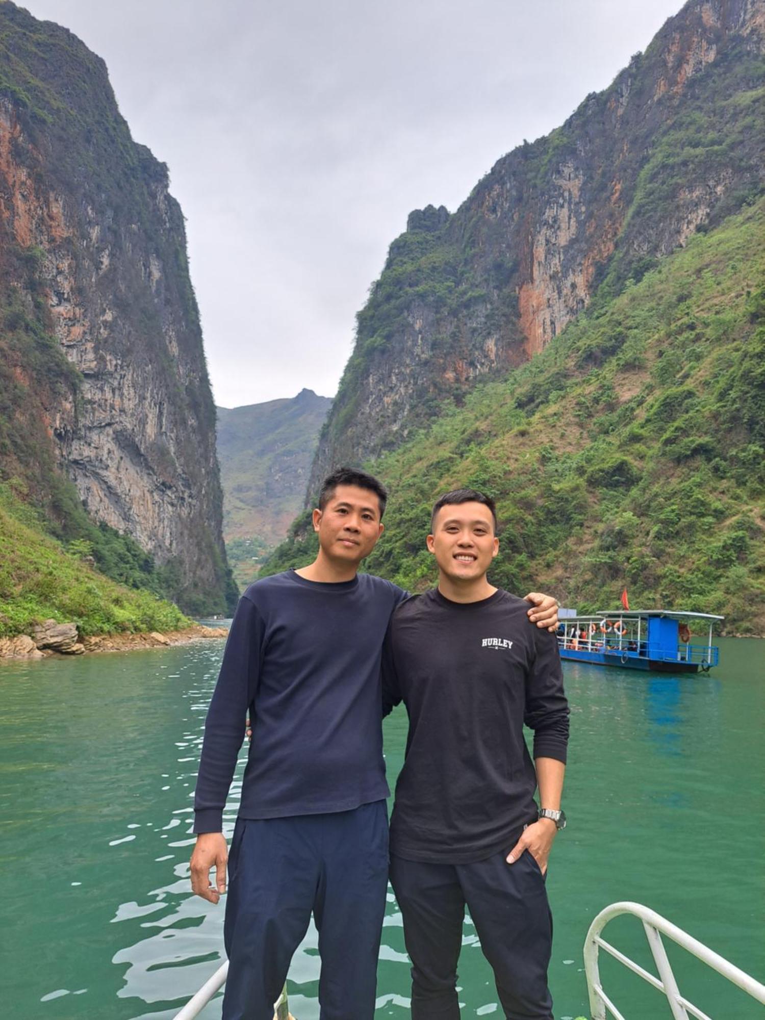 Homestay Field - Bungalow, Ha Giang Loop Tour, Motorbikes Rental ภายนอก รูปภาพ